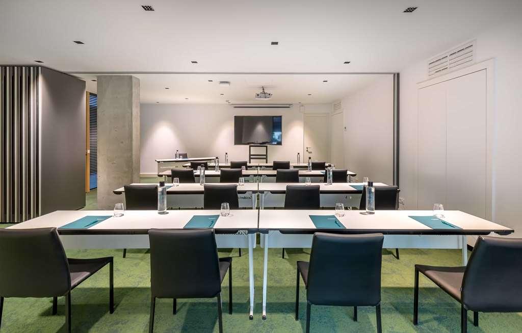Occidental Diagonal 414 Hotel Барселона Съоръжения снимка